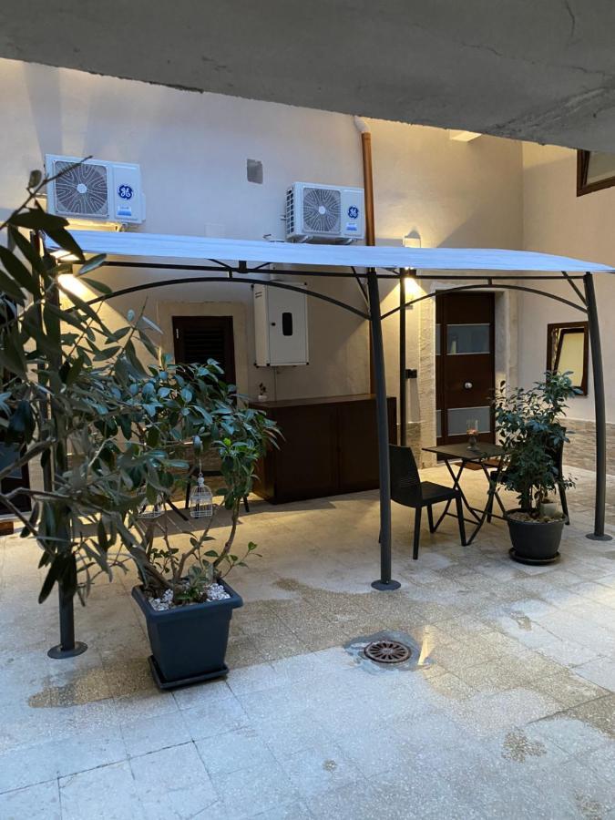 Il Cortiletto28 Rooms & House Syracuse Esterno foto